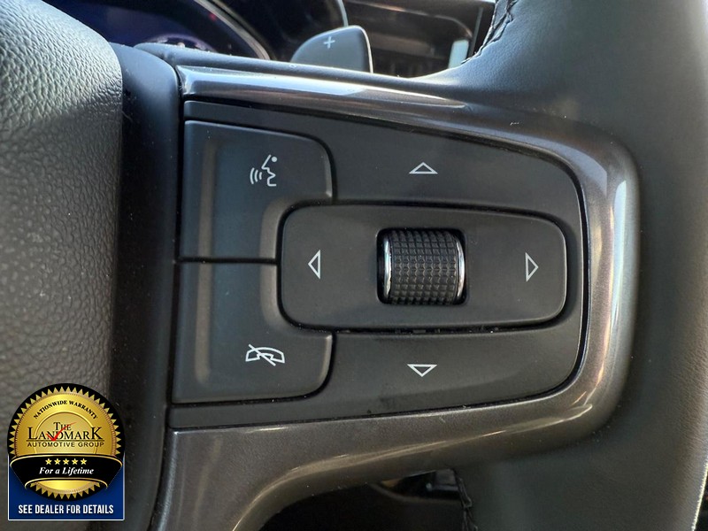 Chevrolet Silverado 1500 Vehicle Full-screen Gallery Image 11