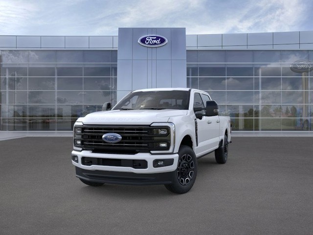 Ford F-350SD Vehicle Full-screen Gallery Image 2