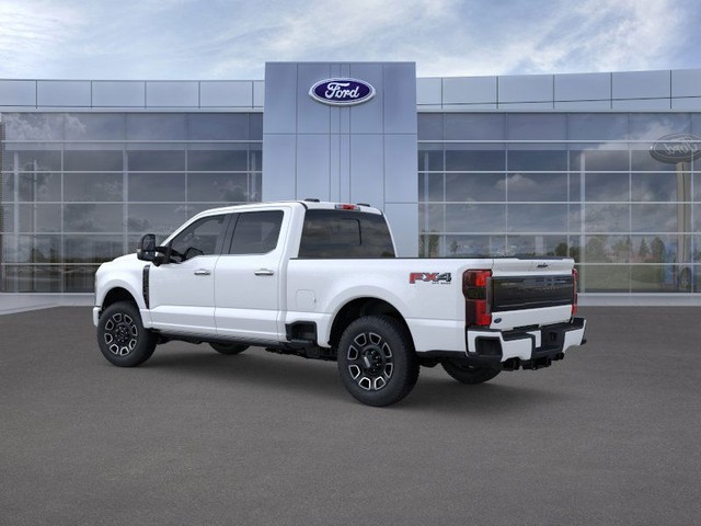 Ford F-350SD Vehicle Full-screen Gallery Image 4