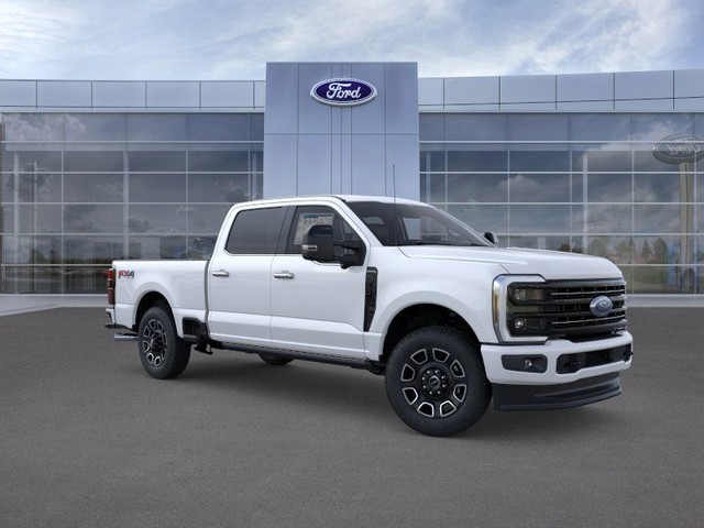 Ford F-350SD Vehicle Full-screen Gallery Image 7
