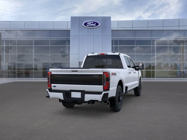 Ford F-350SD Vehicle Full-screen Gallery Image 8