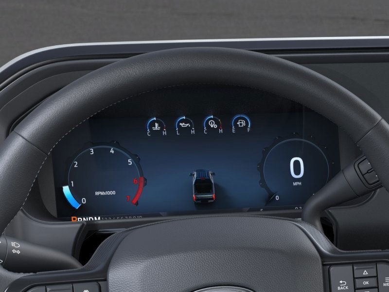 Ford F-350SD Vehicle Full-screen Gallery Image 13