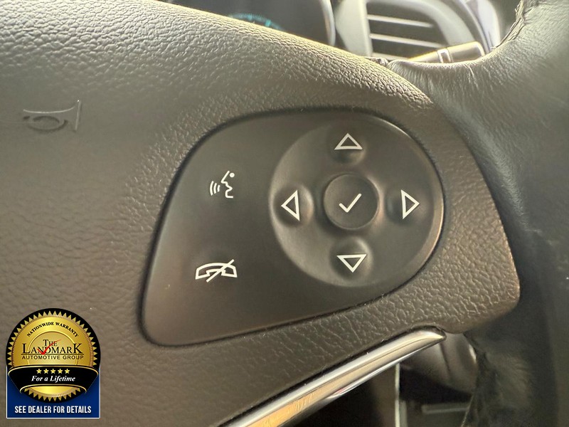 Chevrolet Impala Vehicle Full-screen Gallery Image 11