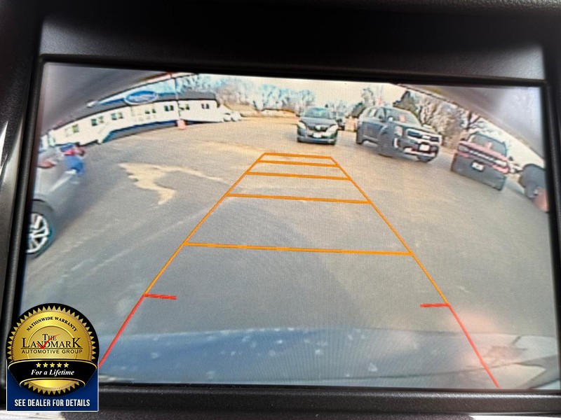 Chevrolet Impala Vehicle Full-screen Gallery Image 13