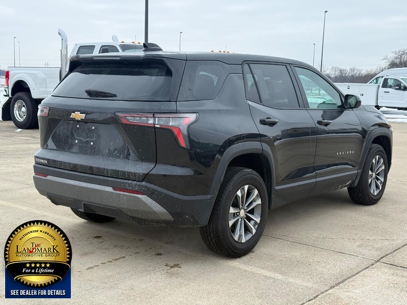 Chevrolet Equinox Vehicle Full-screen Gallery Image 6