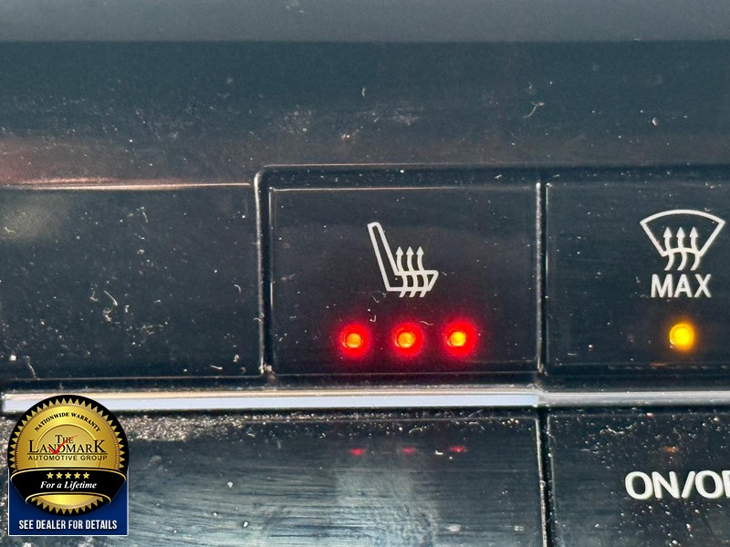 Chevrolet Equinox Vehicle Full-screen Gallery Image 14