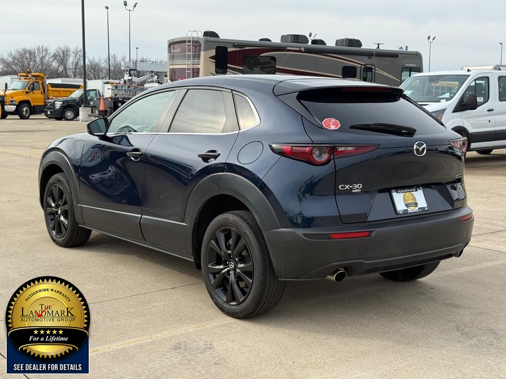 Mazda CX-30 Vehicle Full-screen Gallery Image 7
