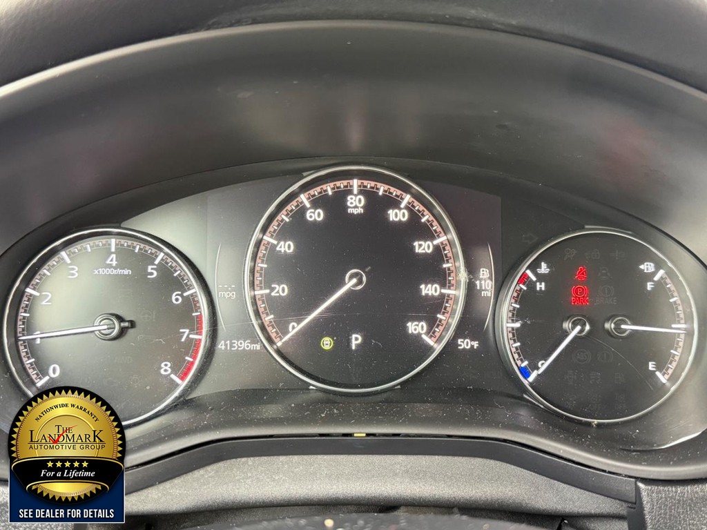 Mazda CX-30 Vehicle Full-screen Gallery Image 13