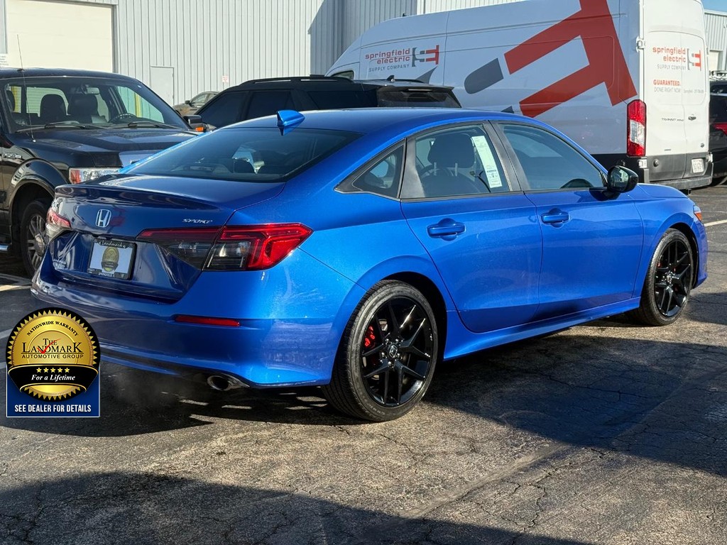 Honda Civic Sedan Vehicle Full-screen Gallery Image 5