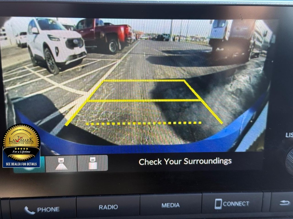 Honda Civic Sedan Vehicle Full-screen Gallery Image 13