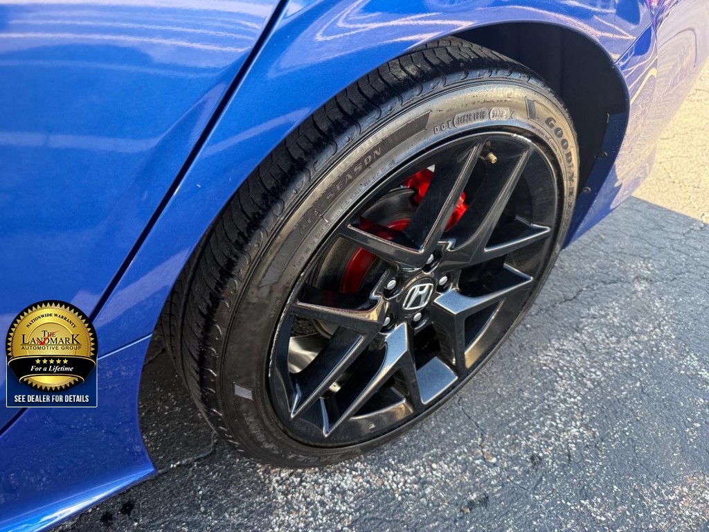 Honda Civic Sedan Vehicle Full-screen Gallery Image 19