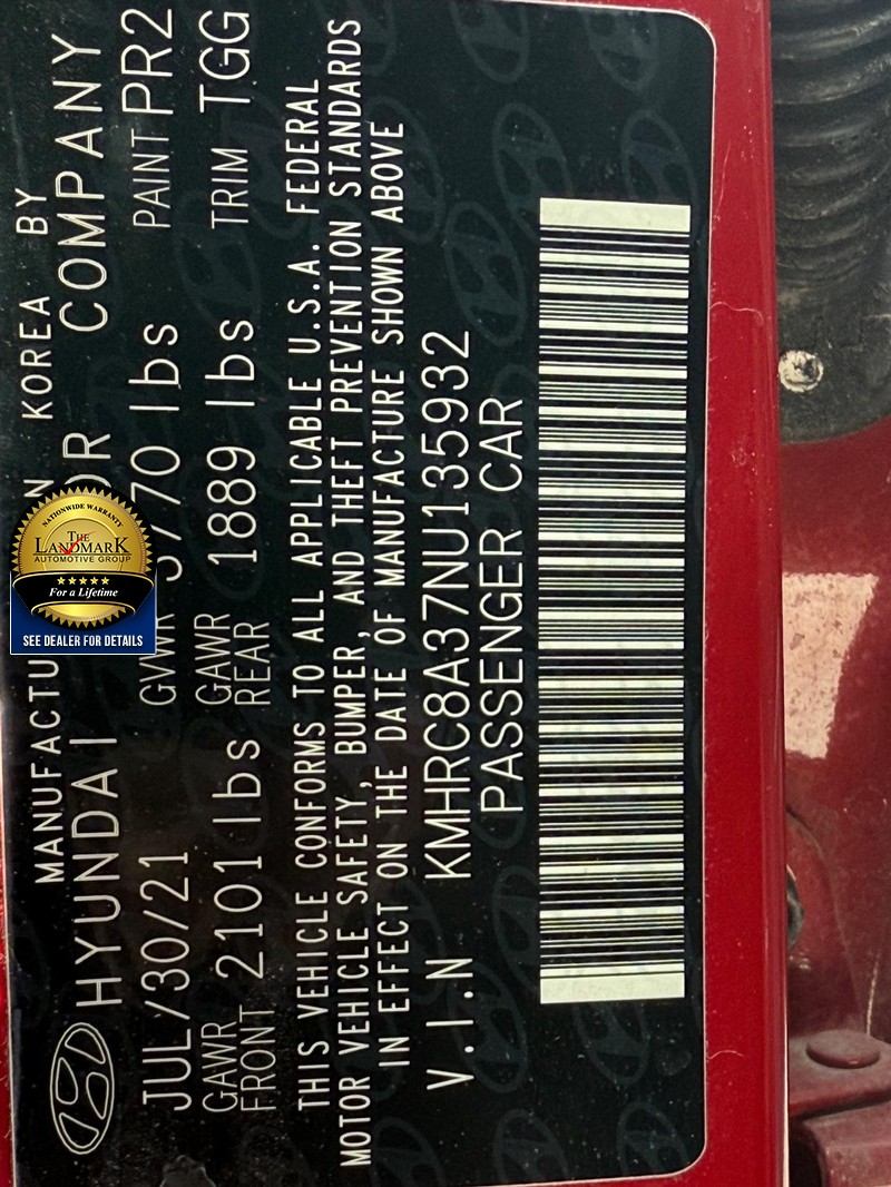 Hyundai Venue Vehicle Full-screen Gallery Image 20