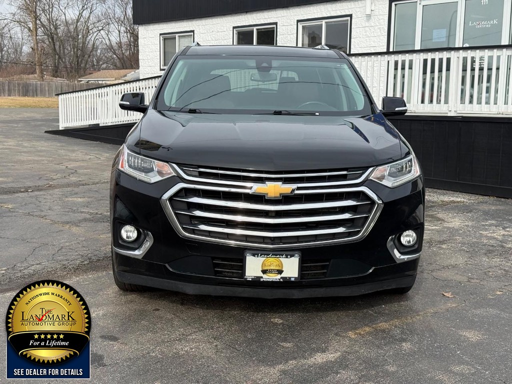 Chevrolet Traverse Vehicle Full-screen Gallery Image 2