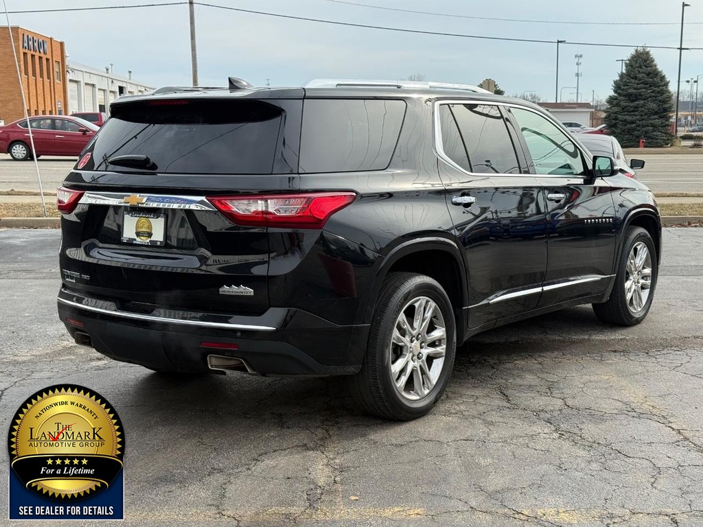 Chevrolet Traverse Vehicle Full-screen Gallery Image 6