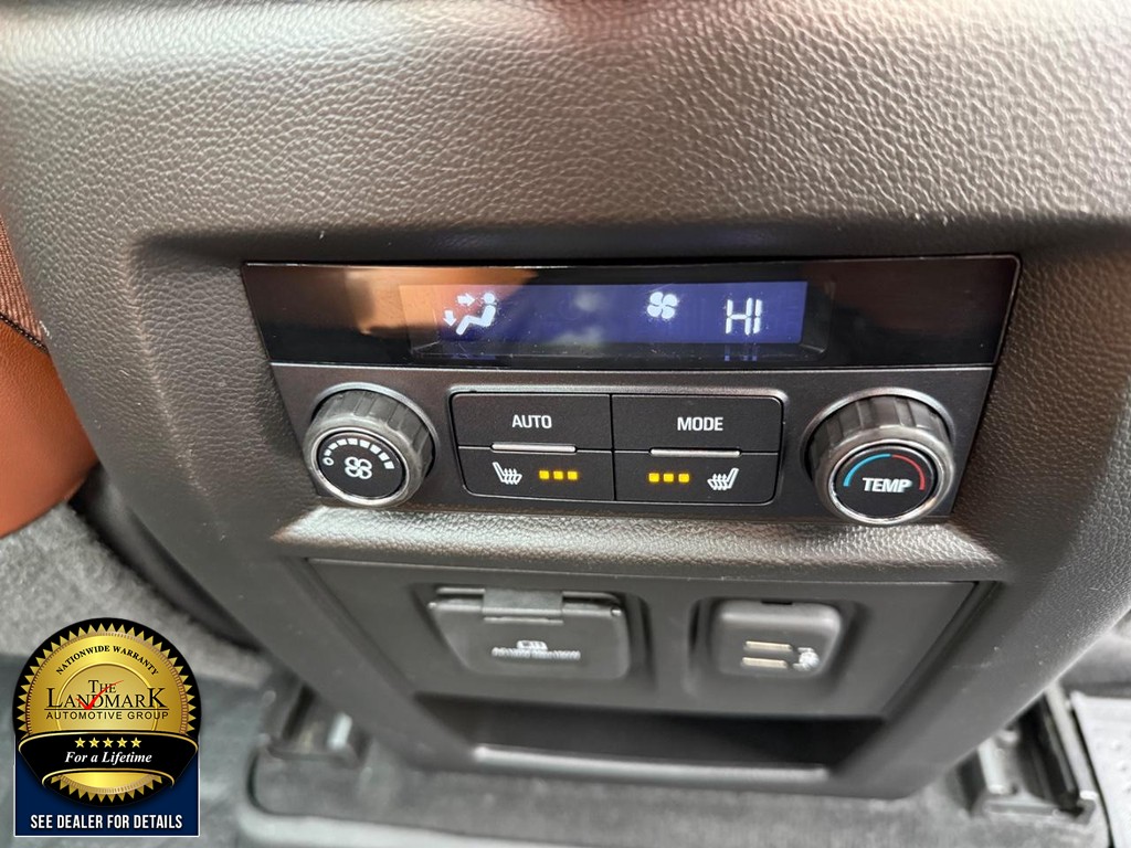 Chevrolet Traverse Vehicle Full-screen Gallery Image 20