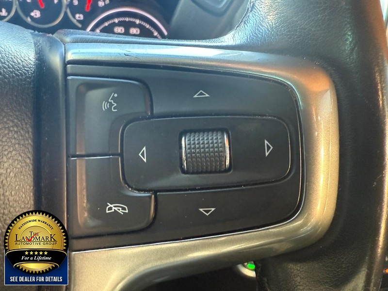 Chevrolet Silverado 1500 LTD Vehicle Full-screen Gallery Image 11