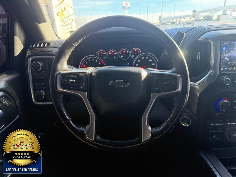 Chevrolet Silverado 1500 LTD Vehicle Full-screen Gallery Image 18