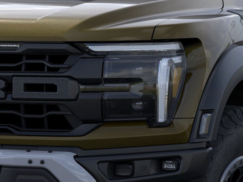 Ford F-150 Vehicle Full-screen Gallery Image 18