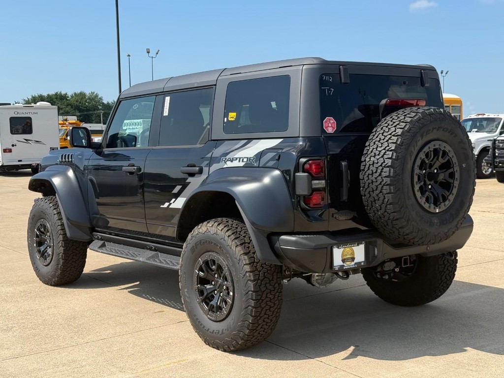 Ford Bronco Vehicle Full-screen Gallery Image 7