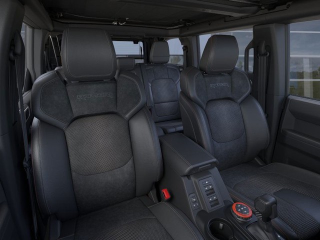 Ford Bronco Vehicle Full-screen Gallery Image 10