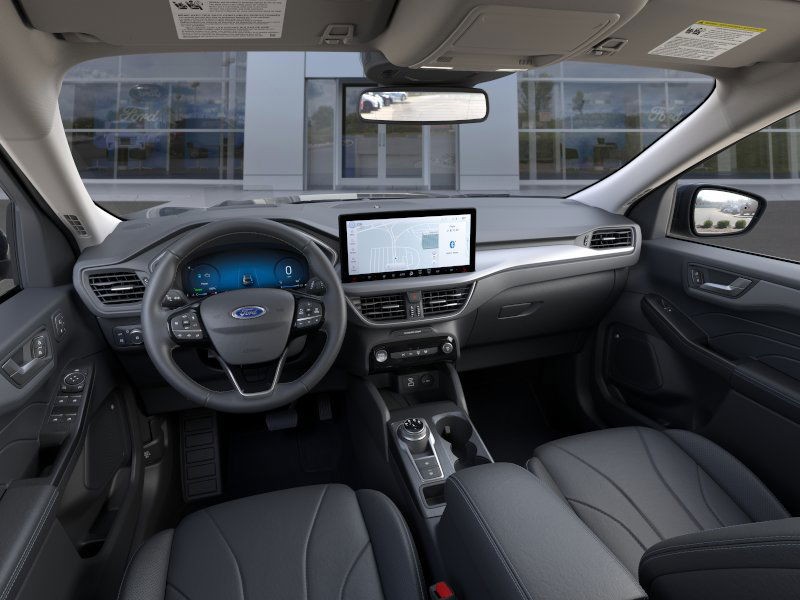 Ford Escape Plug-In Hybrid Vehicle Full-screen Gallery Image 9