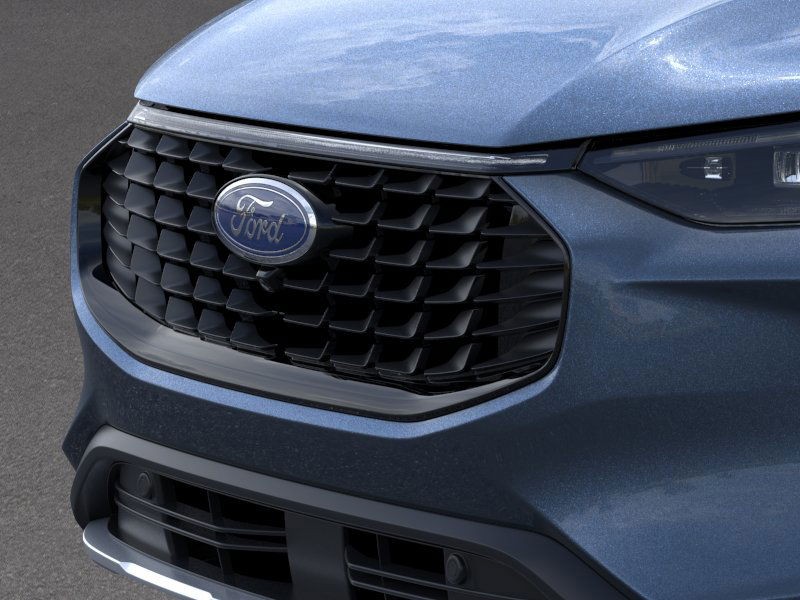 Ford Escape Plug-In Hybrid Vehicle Full-screen Gallery Image 17