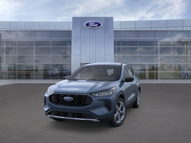 Ford Escape Vehicle Full-screen Gallery Image 2