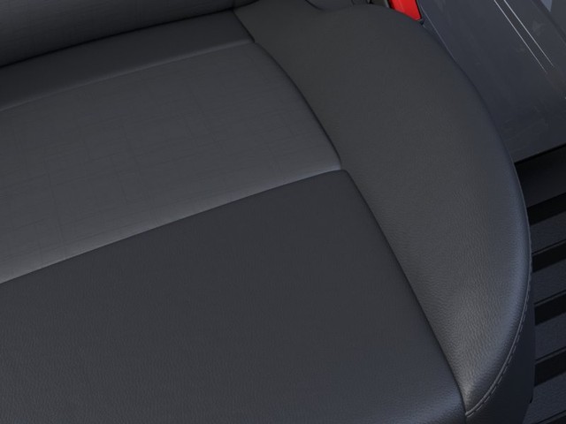 Ford Transit-250 Vehicle Full-screen Gallery Image 16