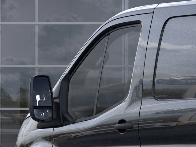 Ford Transit-250 Vehicle Full-screen Gallery Image 20