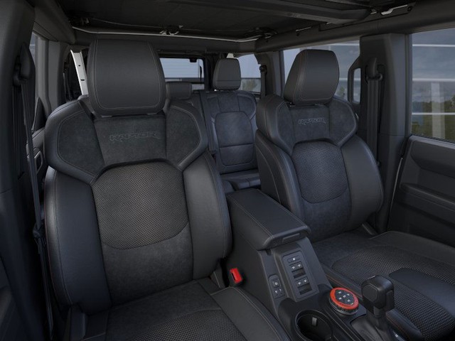 Ford Bronco Vehicle Full-screen Gallery Image 10