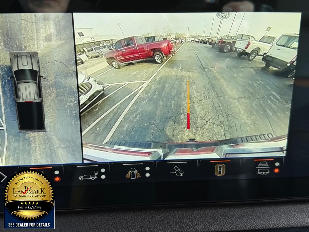 GMC Sierra 2500HD Vehicle Full-screen Gallery Image 13