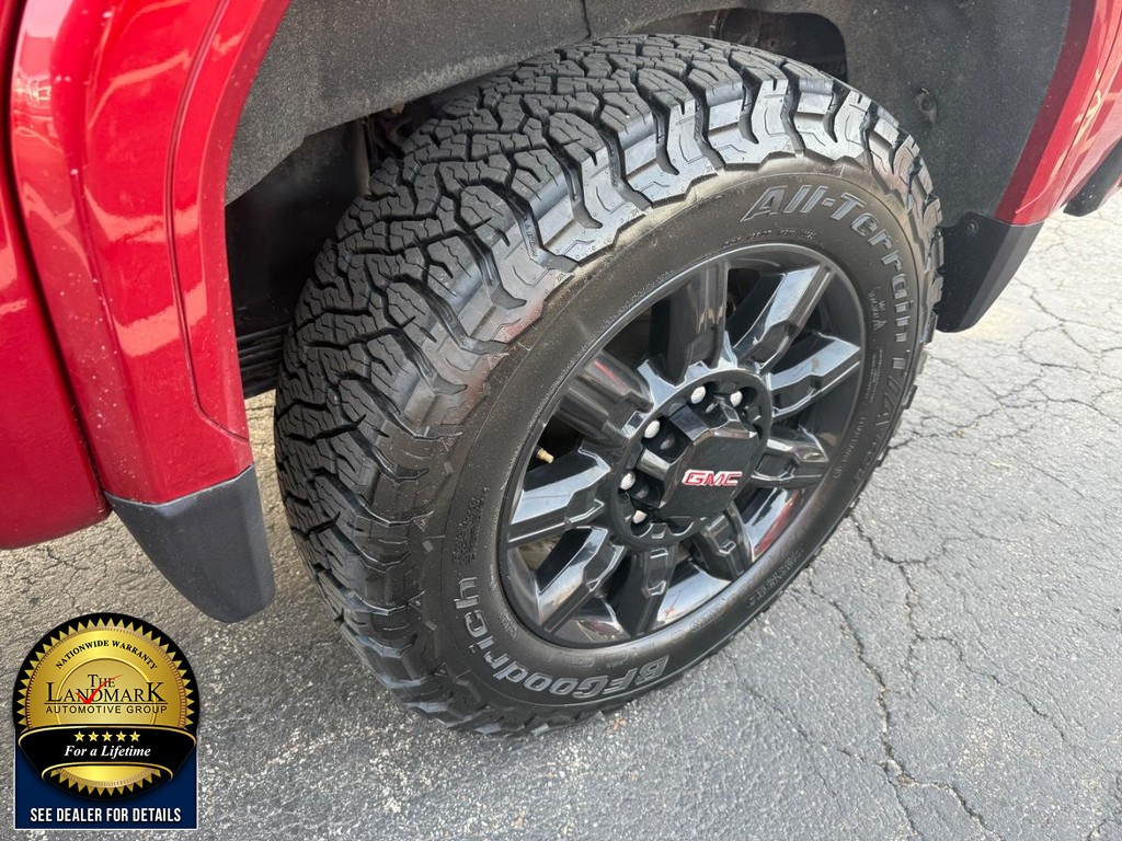 GMC Sierra 2500HD Vehicle Full-screen Gallery Image 22