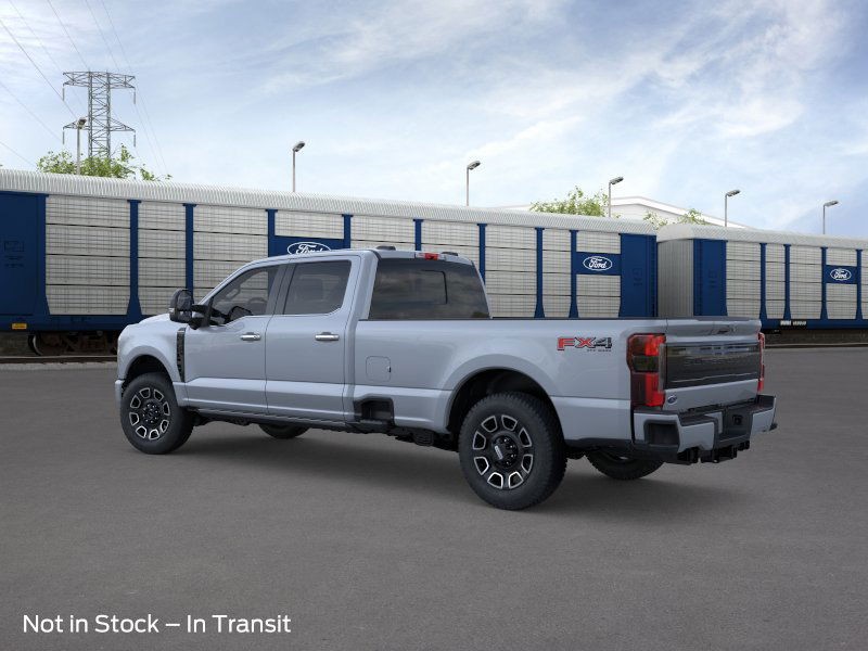 Ford F-350SD Vehicle Full-screen Gallery Image 4