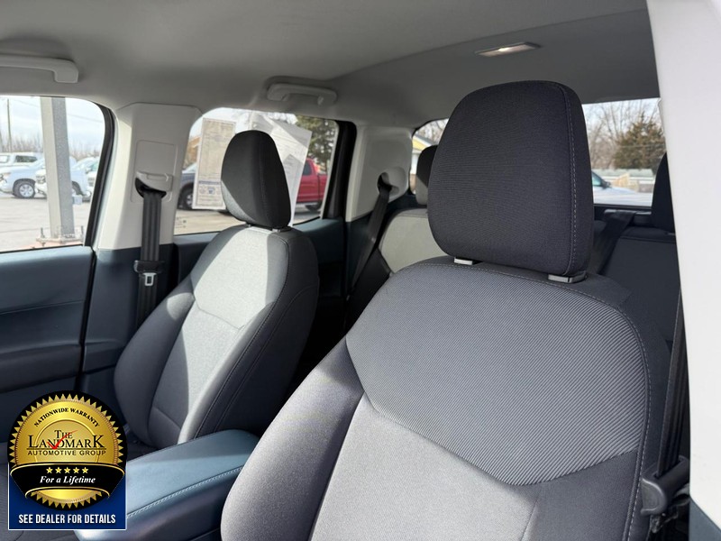 Ford Maverick Vehicle Full-screen Gallery Image 9