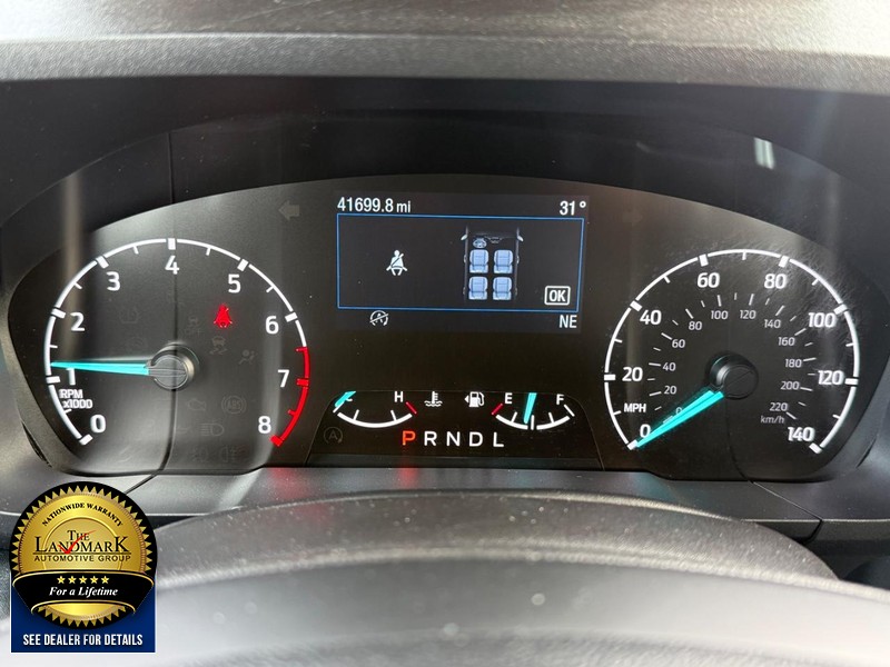 Ford Maverick Vehicle Full-screen Gallery Image 12