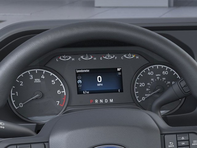 Ford F-350SD Vehicle Full-screen Gallery Image 13