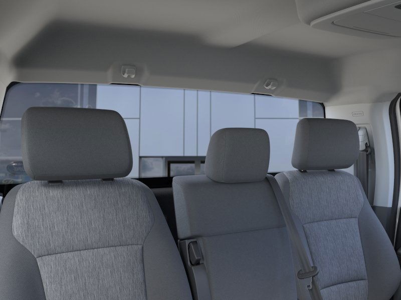 Ford F-350SD Vehicle Full-screen Gallery Image 22