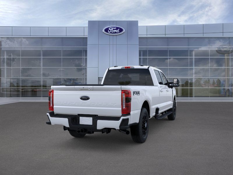 Ford F-350SD Vehicle Full-screen Gallery Image 8