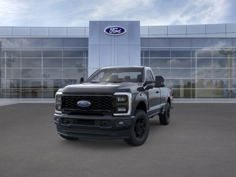 Ford F-350SD Vehicle Full-screen Gallery Image 2