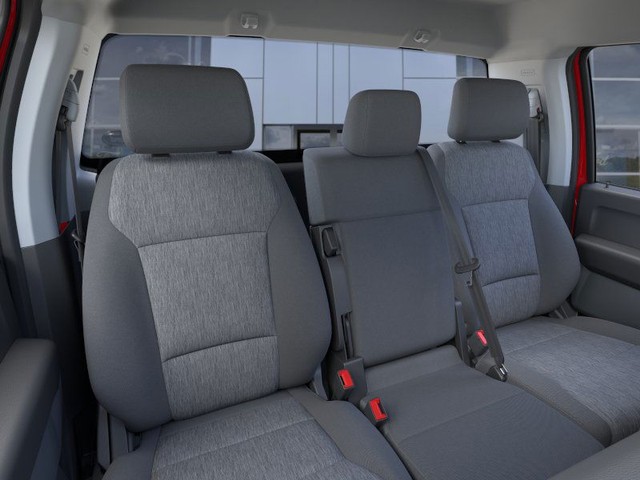 Ford F-250SD Vehicle Full-screen Gallery Image 10