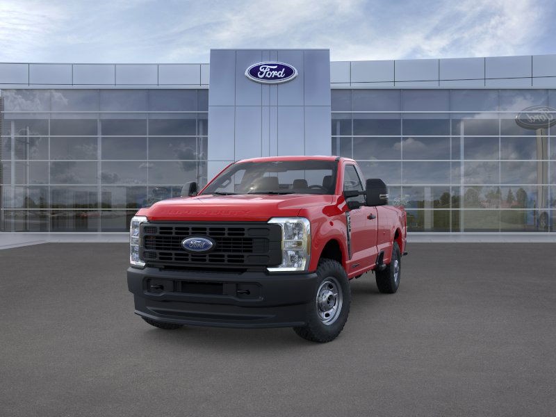 Ford F-250SD Vehicle Full-screen Gallery Image 2