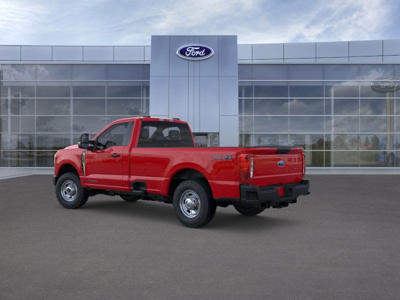 Ford F-250SD Vehicle Full-screen Gallery Image 4