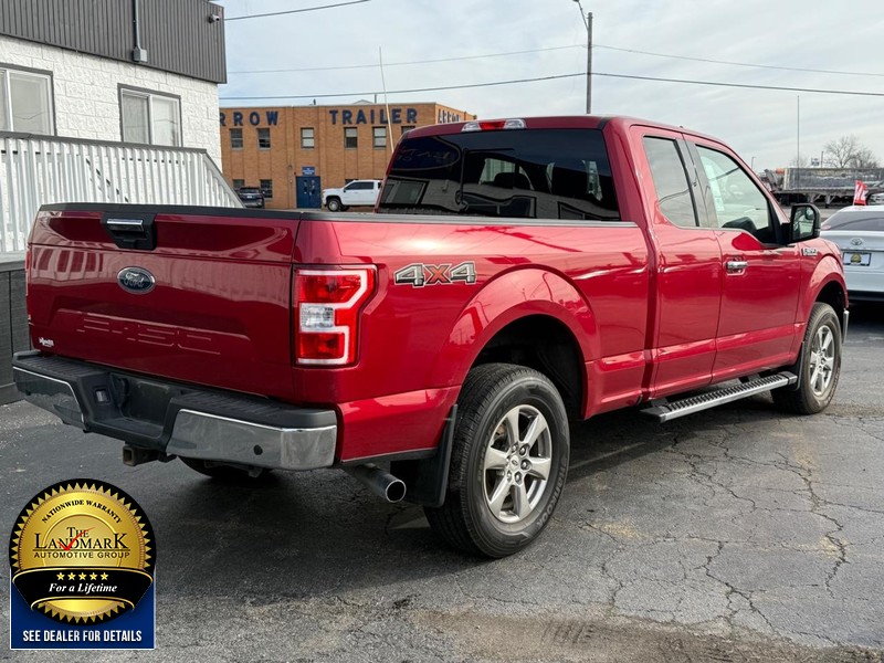 Ford F-150 Vehicle Full-screen Gallery Image 5