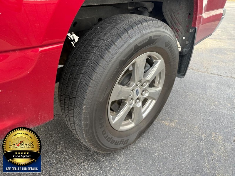 Ford F-150 Vehicle Full-screen Gallery Image 19