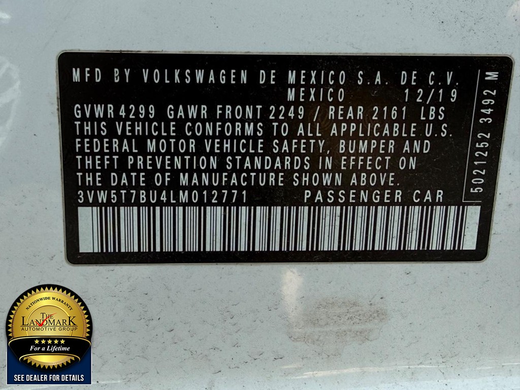 Volkswagen Jetta GLI Vehicle Full-screen Gallery Image 21