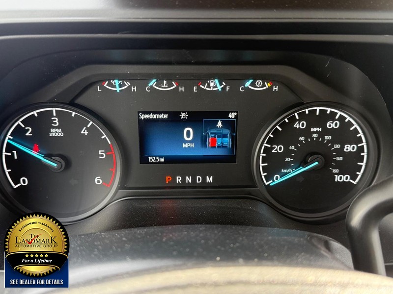 Ford Super Duty F-350 DRW Vehicle Full-screen Gallery Image 12