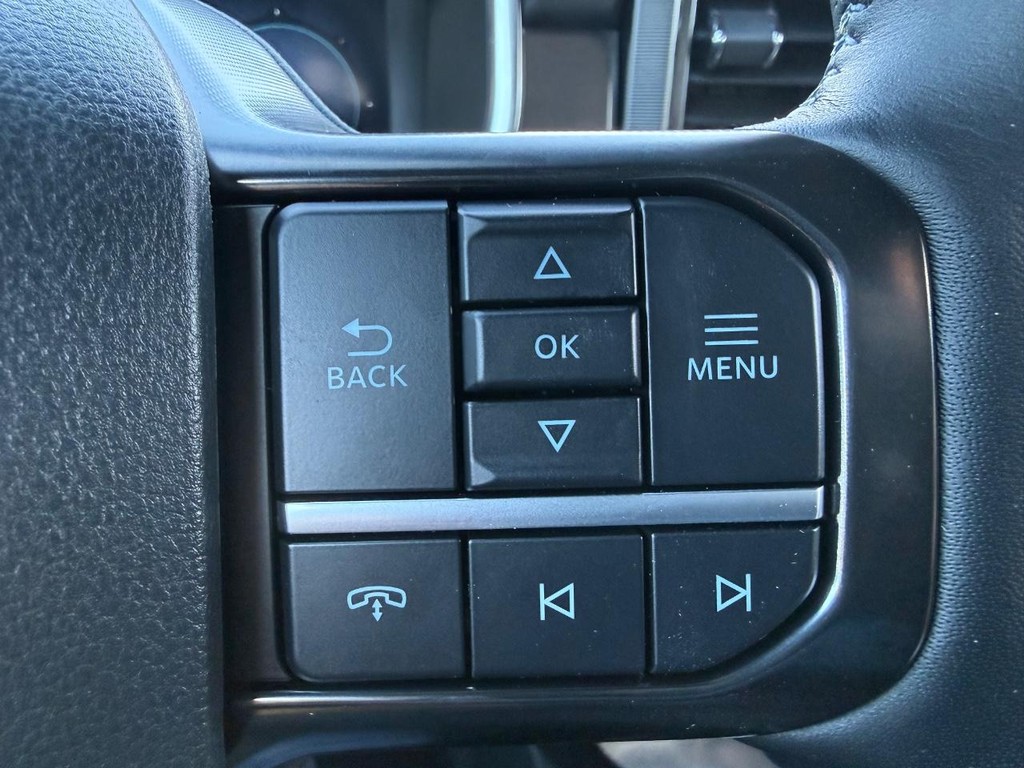 Ford F-150 Vehicle Full-screen Gallery Image 10