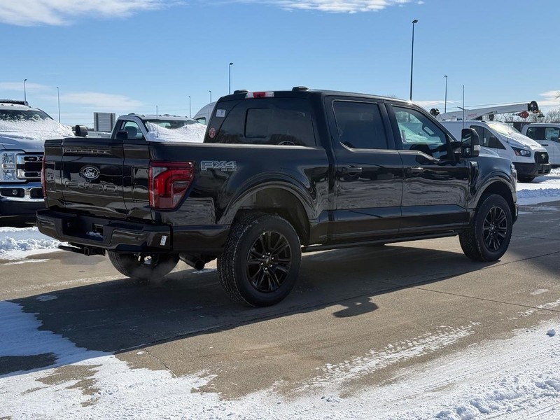 Ford F-150 Vehicle Full-screen Gallery Image 5