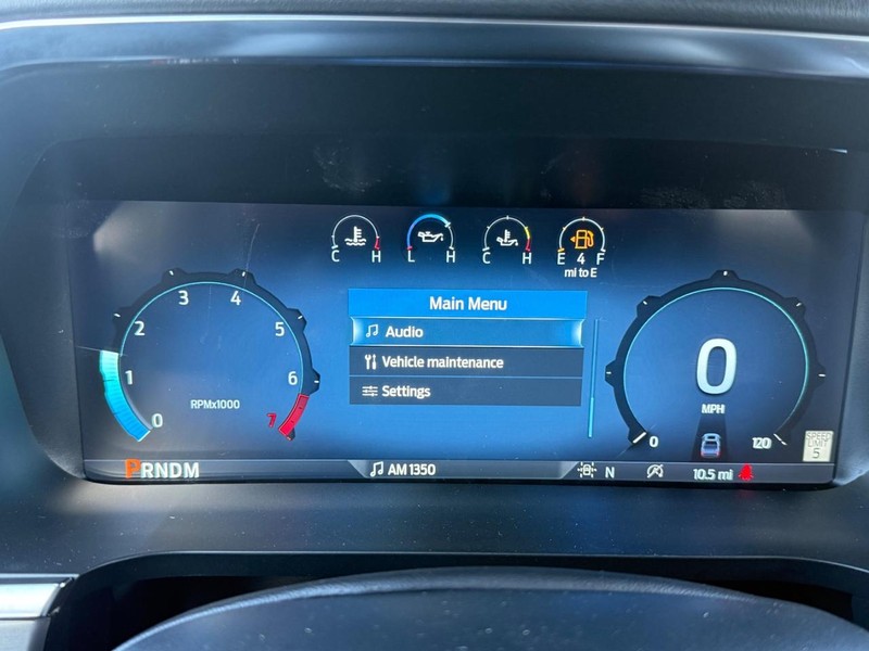 Ford F-150 Vehicle Full-screen Gallery Image 11