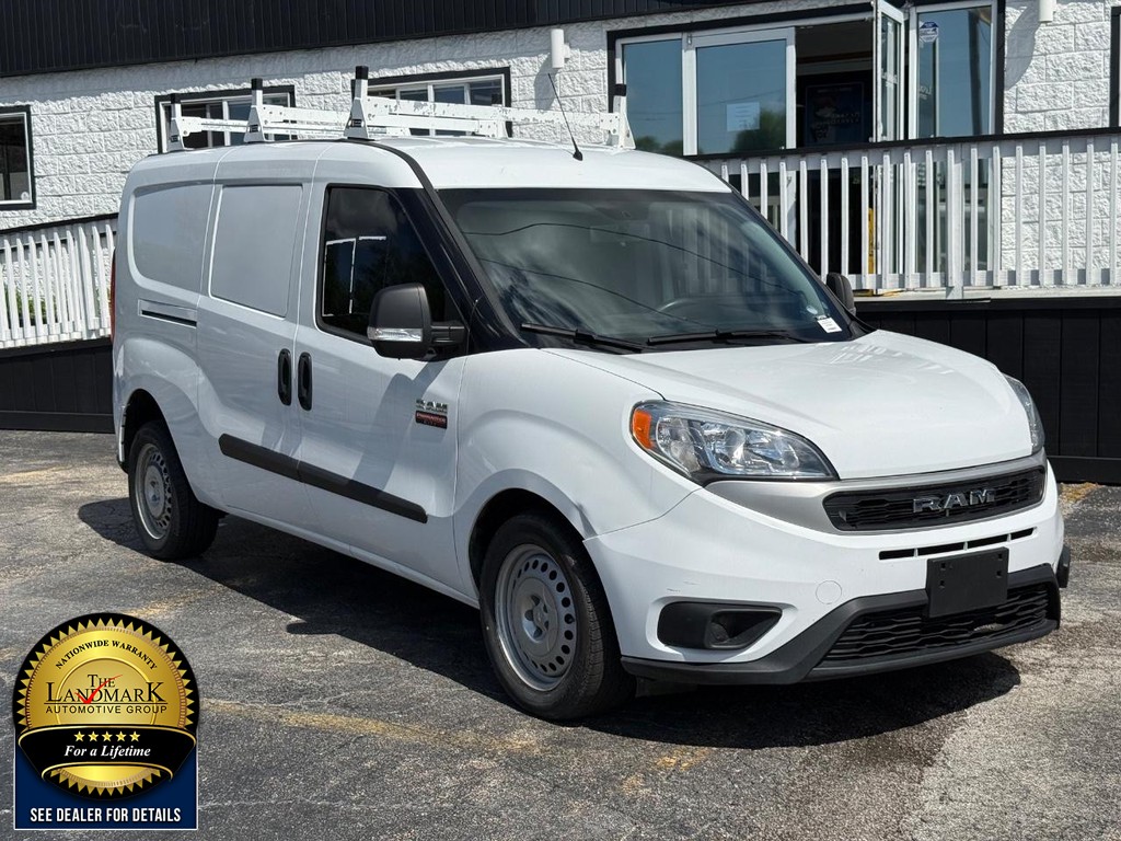 Ram ProMaster City Cargo Van Vehicle Full-screen Gallery Image 3